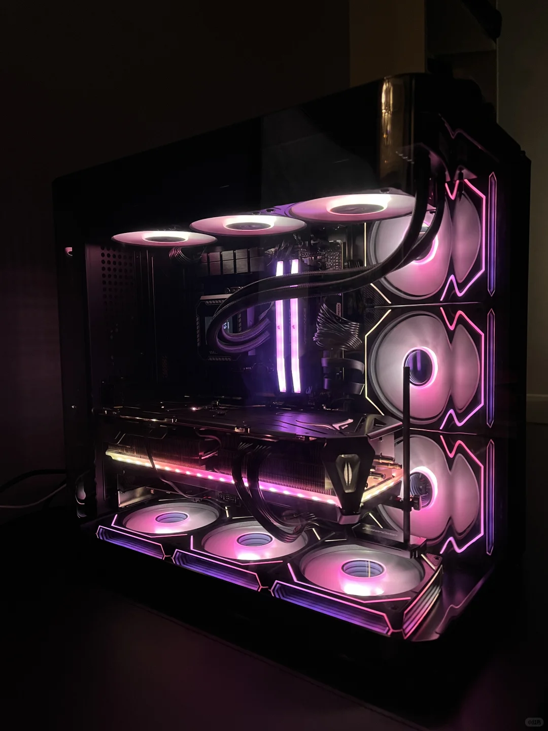 双人电竞房进度1/2