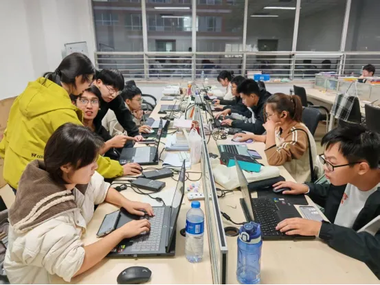 宏志助航训练营 | 网计学院计算机技术就业能力提升训练营圆满结营