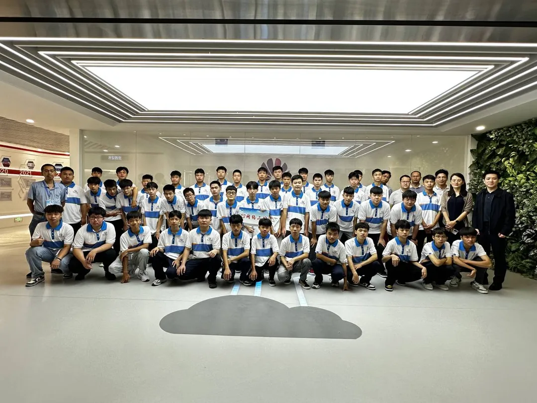 迎新季丨新起点 新未来——计算机网络技术专业开展新生专业教育活动