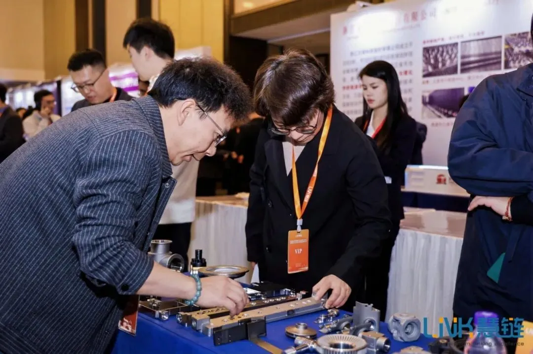 【服务器液冷技术应用的挑战与机遇】宝德计算机系统股份有限公司亮相2025数据中心&AI芯片&储能液冷散热大会