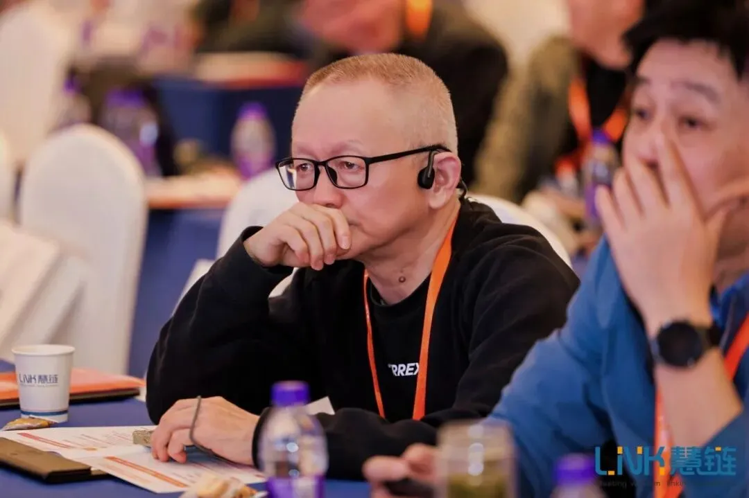 【服务器液冷技术应用的挑战与机遇】宝德计算机系统股份有限公司亮相2025数据中心&AI芯片&储能液冷散热大会