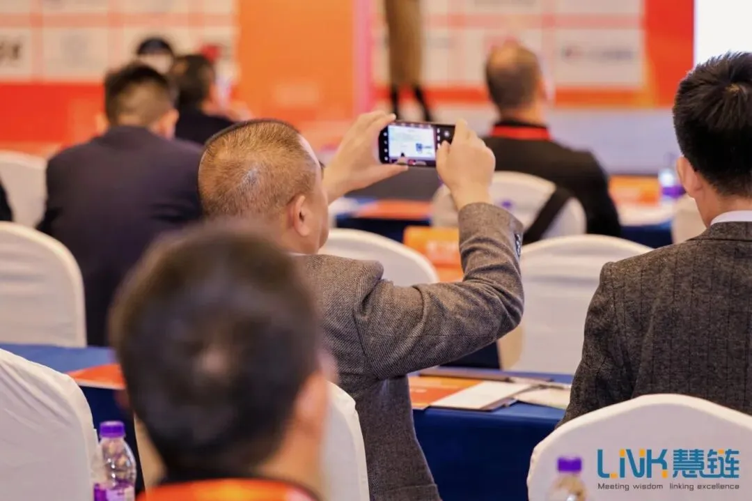 【服务器液冷技术应用的挑战与机遇】宝德计算机系统股份有限公司亮相2025数据中心&AI芯片&储能液冷散热大会