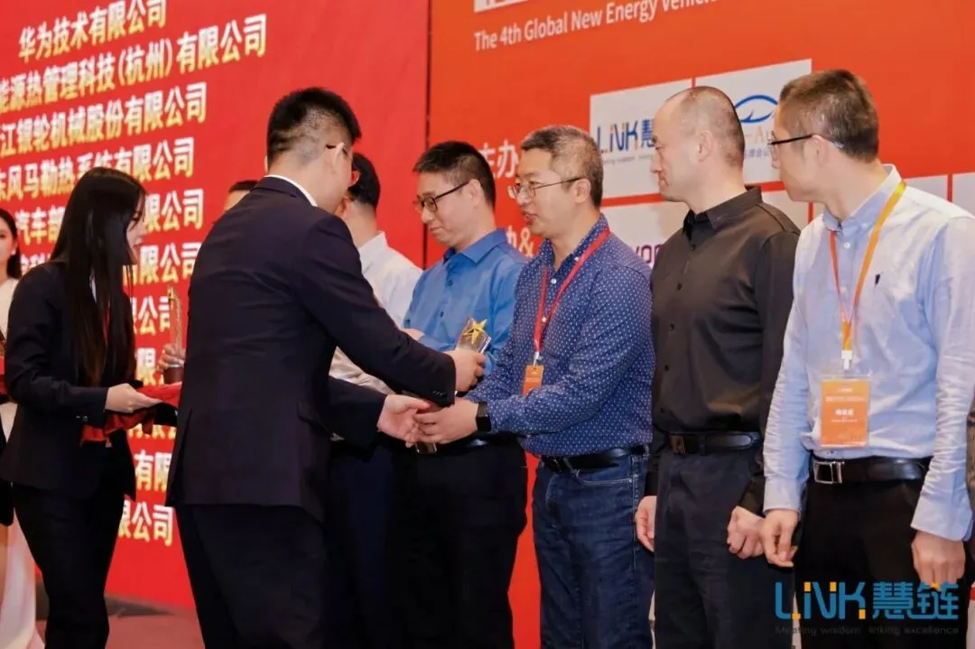 【服务器液冷技术应用的挑战与机遇】宝德计算机系统股份有限公司亮相2025数据中心&AI芯片&储能液冷散热大会