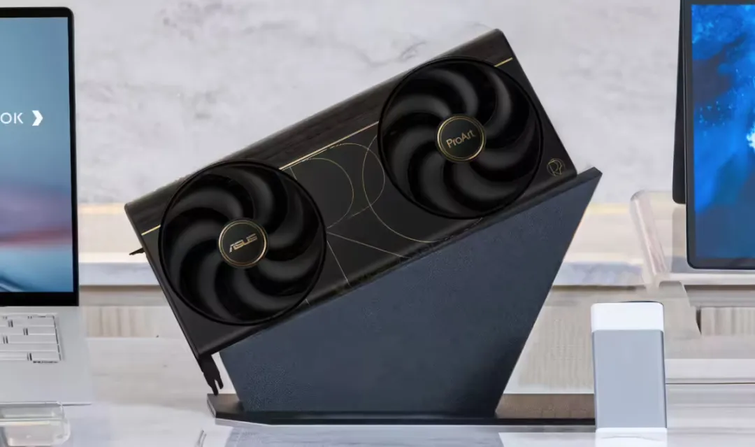 2026 CES 新鲜电脑硬件速览简评