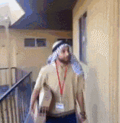 电脑硬件一夜上涨四倍,逼得商家求购顾客二手电脑…