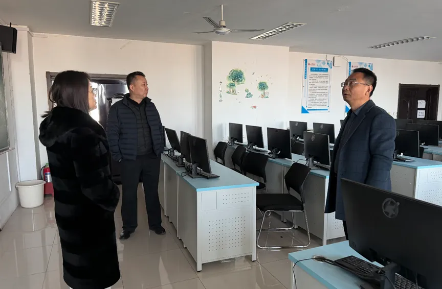 【计算机科学与技术系】系部新声|计科系开展寒假前实验室安全专项检查