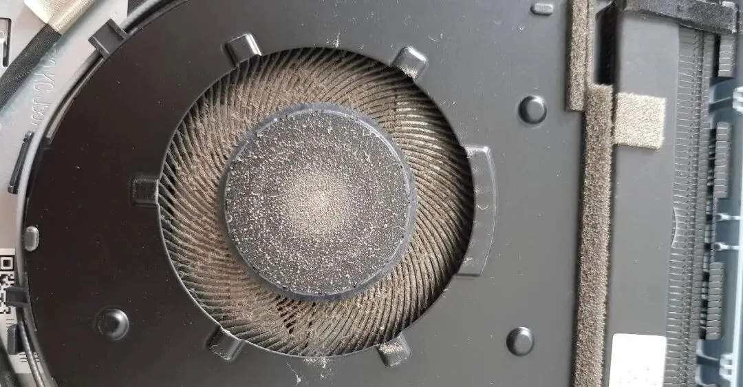 振缘IT小技巧 | 电脑一用就发烫、风扇狂转,先检查这3个地方