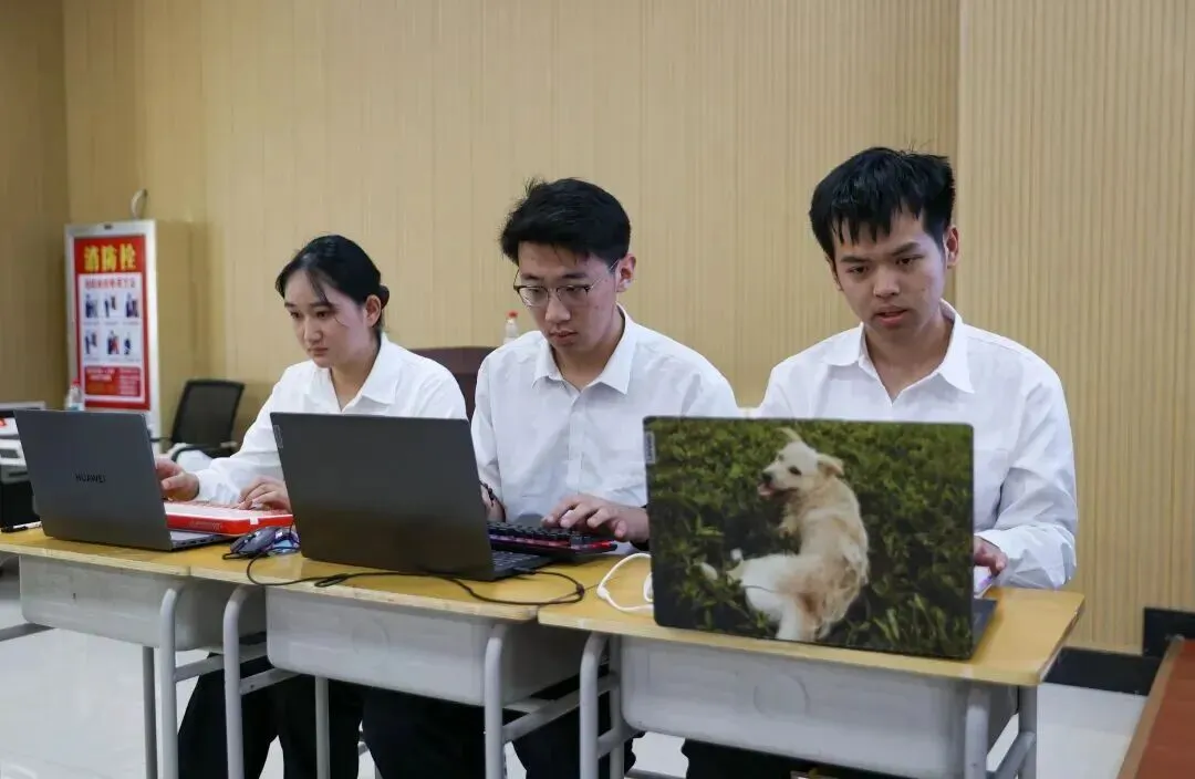 青航· 精品专业丨物联网应用技术 &计算机应用技术:占领时代风口 抓住互联网浪潮新机遇