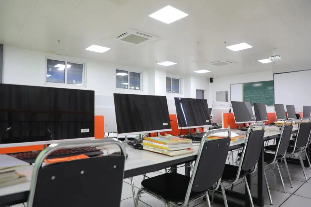 计算机应用技术:深耕数字领域,前景“钱景”双保障