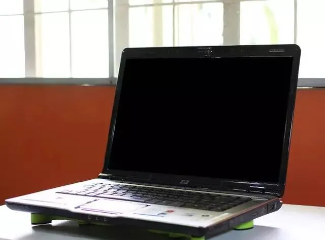 IT数码生活之夏季防止笔记本电脑过热六大技巧!