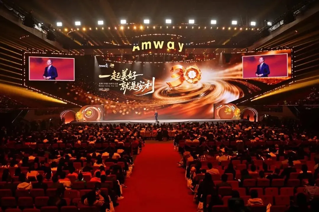 营商事业《网络营销行业稳健成功的三要素》:一线产品、验证模式、成熟系统.互动商贸~耶格系统的核心竞争力!