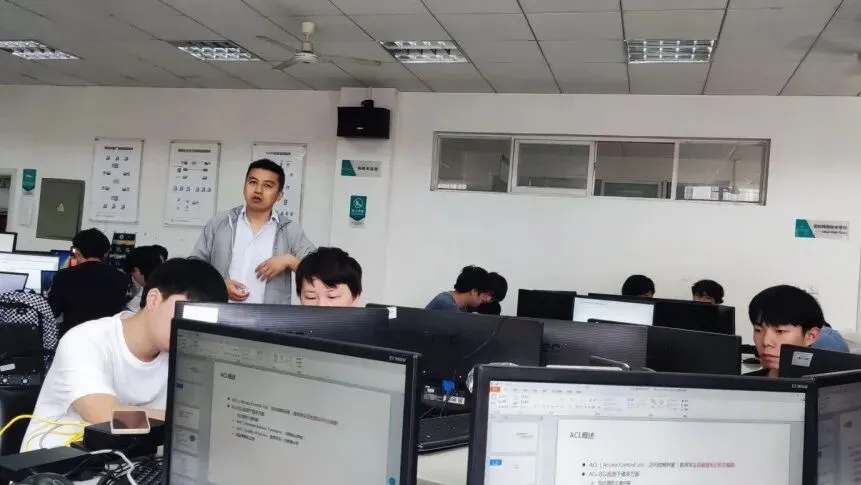 城院 • 专业 | 计算机网络技术:网络与安全人才紧缺,竞争力强、薪资高