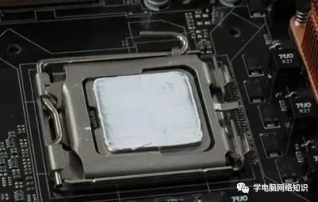 电脑硬件基本操作:手把手教你如何自己组装电脑