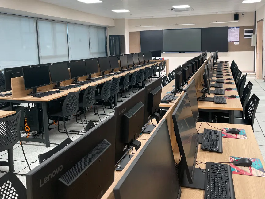 2026年专业解析 | 计算机网络技术专业:联接数字世界,构筑网络未来