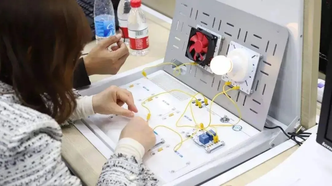 物联网应用技术、计算机网络技术专业介绍|黑龙江农业经济职业学院