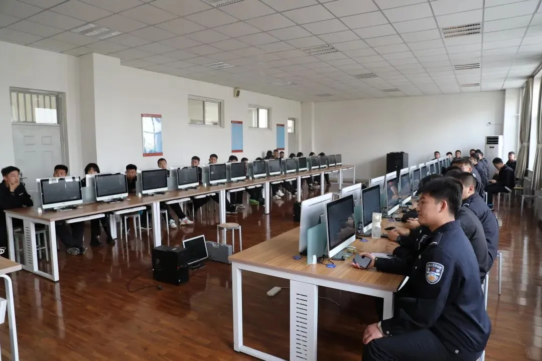 计算机硬件维护及知识竞赛~大家积极报名!