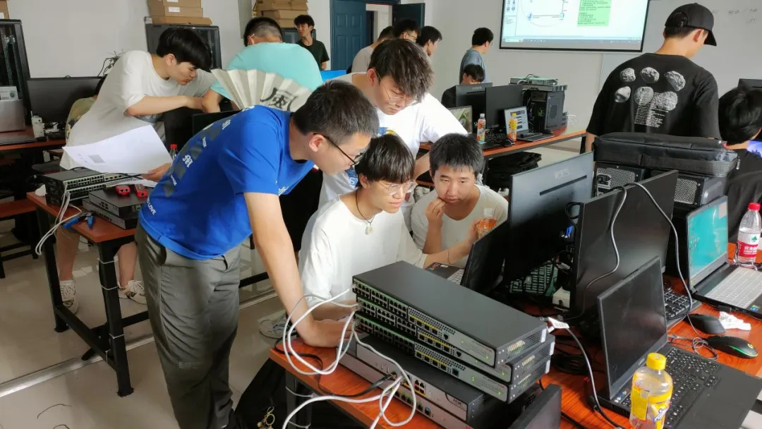 计算机网络技术专业 | 2026天信单招专业指南