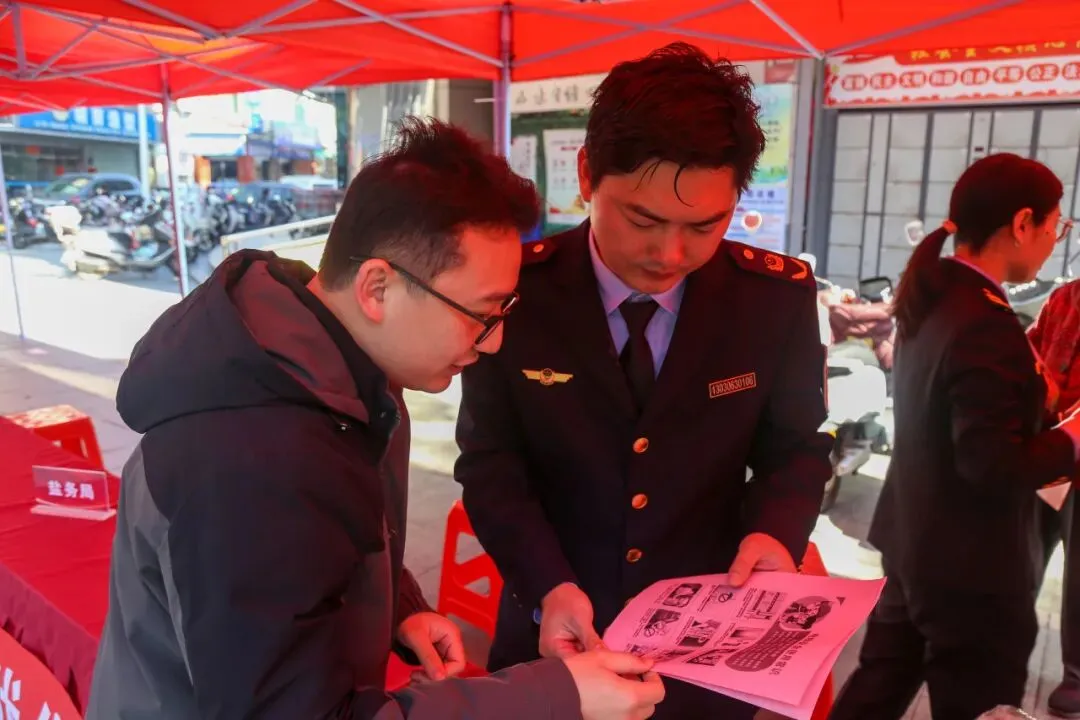 提升消费品质——县市场监督管理局组织开展“3·15”系列宣传活动