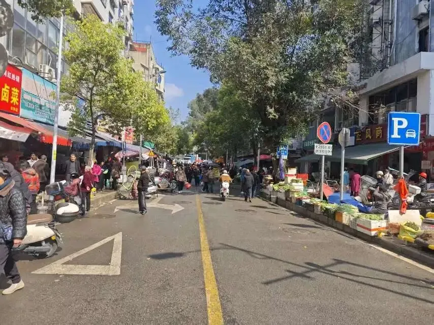 古田县开展大世界市场市容环境整治行动