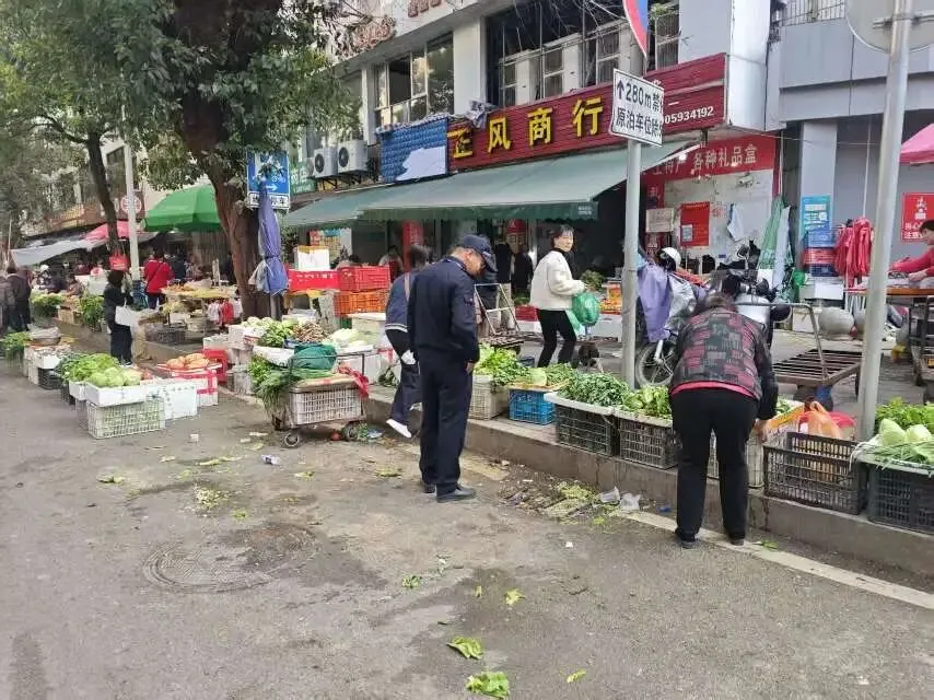 古田县开展大世界市场市容环境整治行动