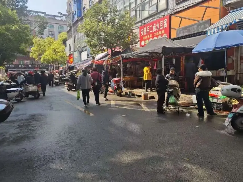 古田县开展大世界市场市容环境整治行动