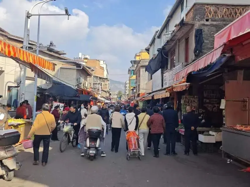 古田县开展大世界市场市容环境整治行动