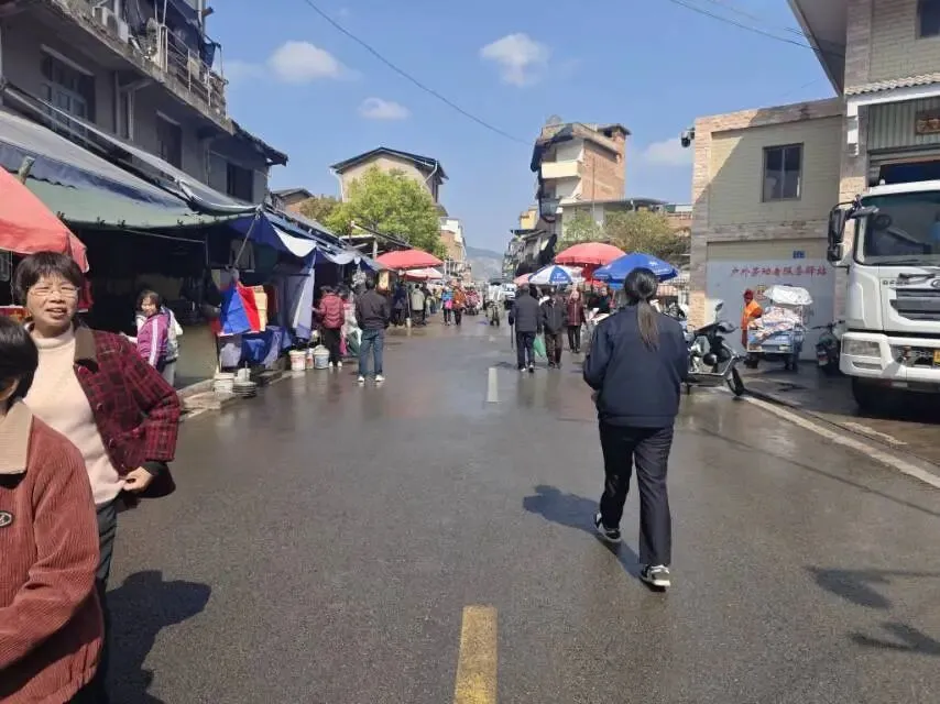 古田县开展大世界市场市容环境整治行动