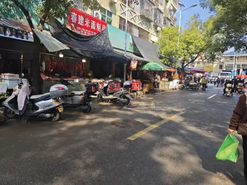 古田县开展大世界市场市容环境整治行动