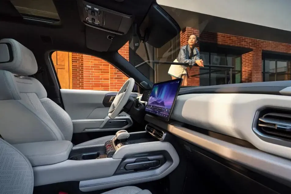 迅速满足市场期待 A级纯电SUV方程豹钛3闪充版上市 15万起