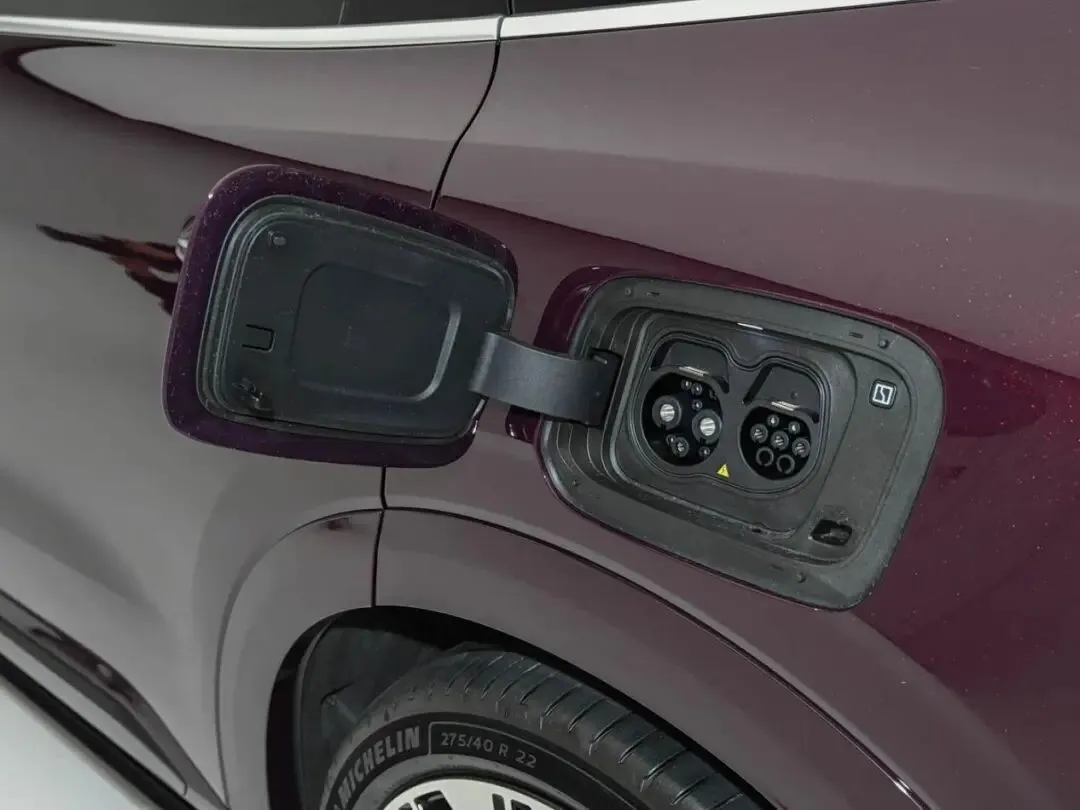 剑指40万级市场,极氪8X正式开启预售,能否打动高端用户?