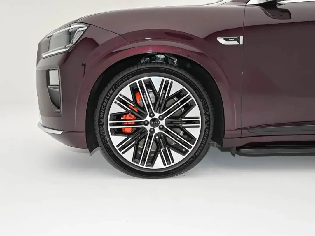 剑指40万级市场,极氪8X正式开启预售,能否打动高端用户?