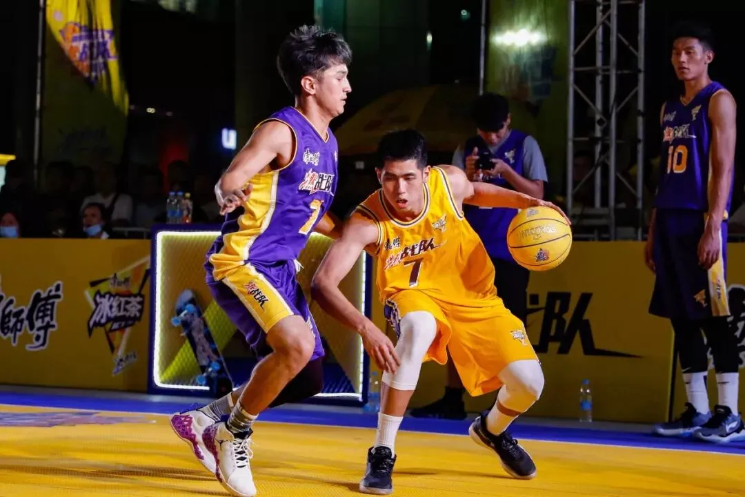 篮球营销界的第一把交椅,非康师傅冰红茶莫属!