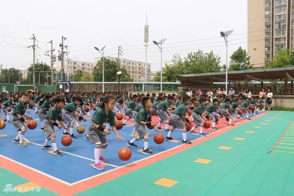 篮球营销界的第一把交椅,非康师傅冰红茶莫属!