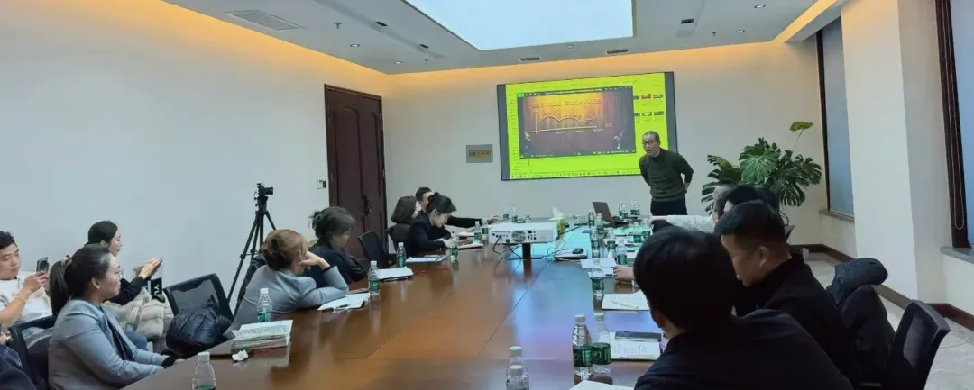 你扑向直播卖房,丢掉的那些营销基本功