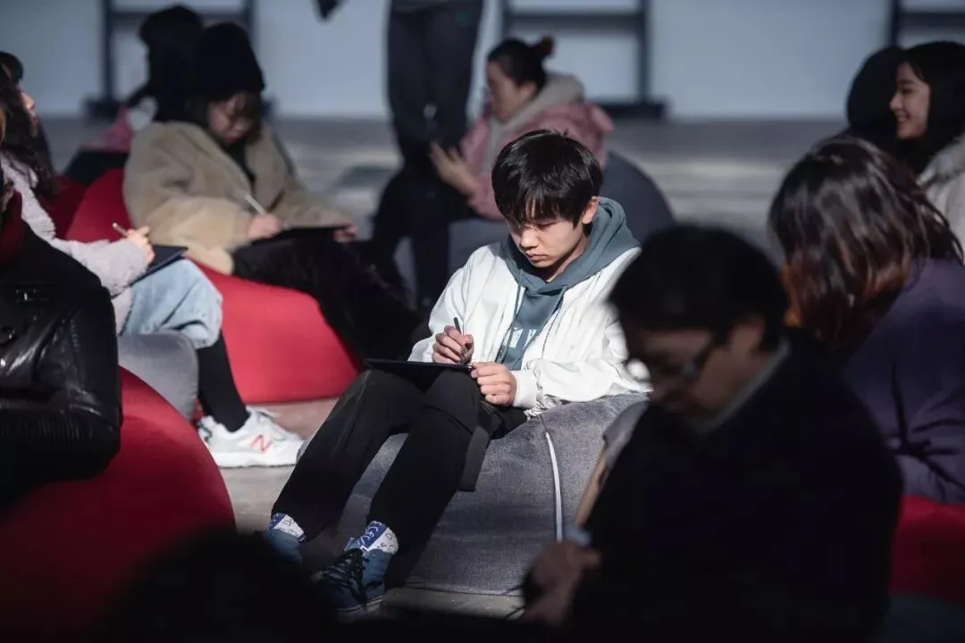 这次,华为把营销做出了艺术范儿