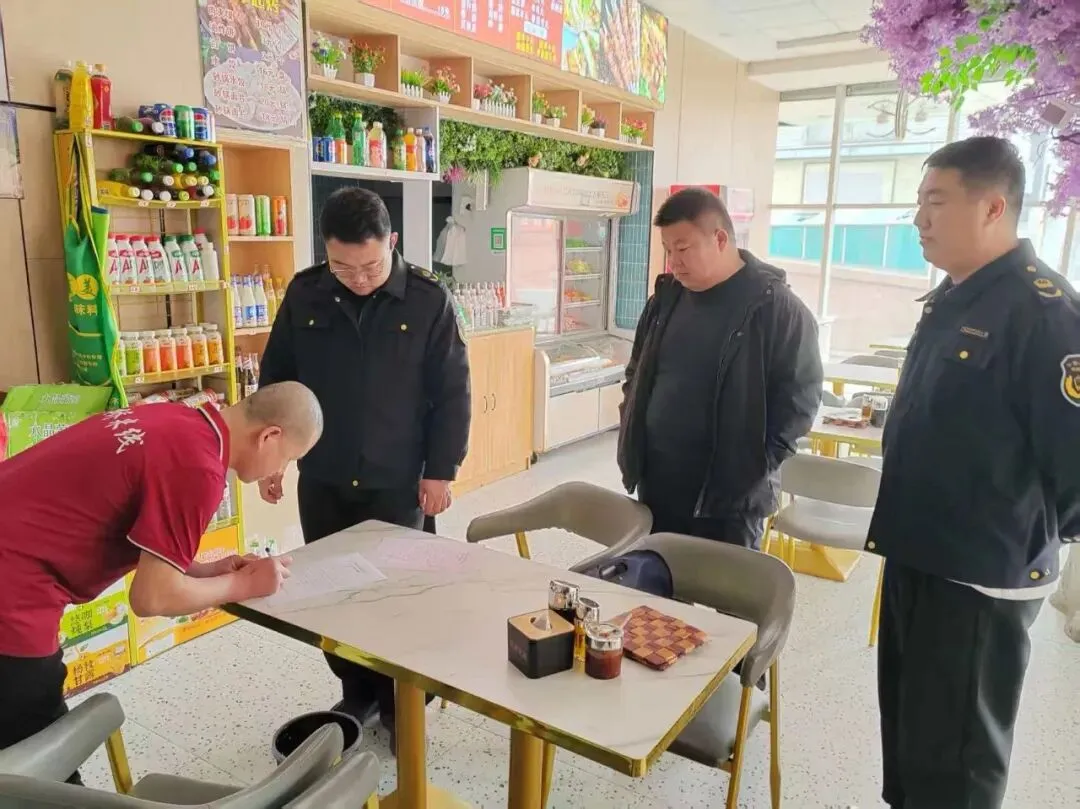 土右旗市场监管局:重拳出击开展网络餐饮食品全链条监管专项整治行动
