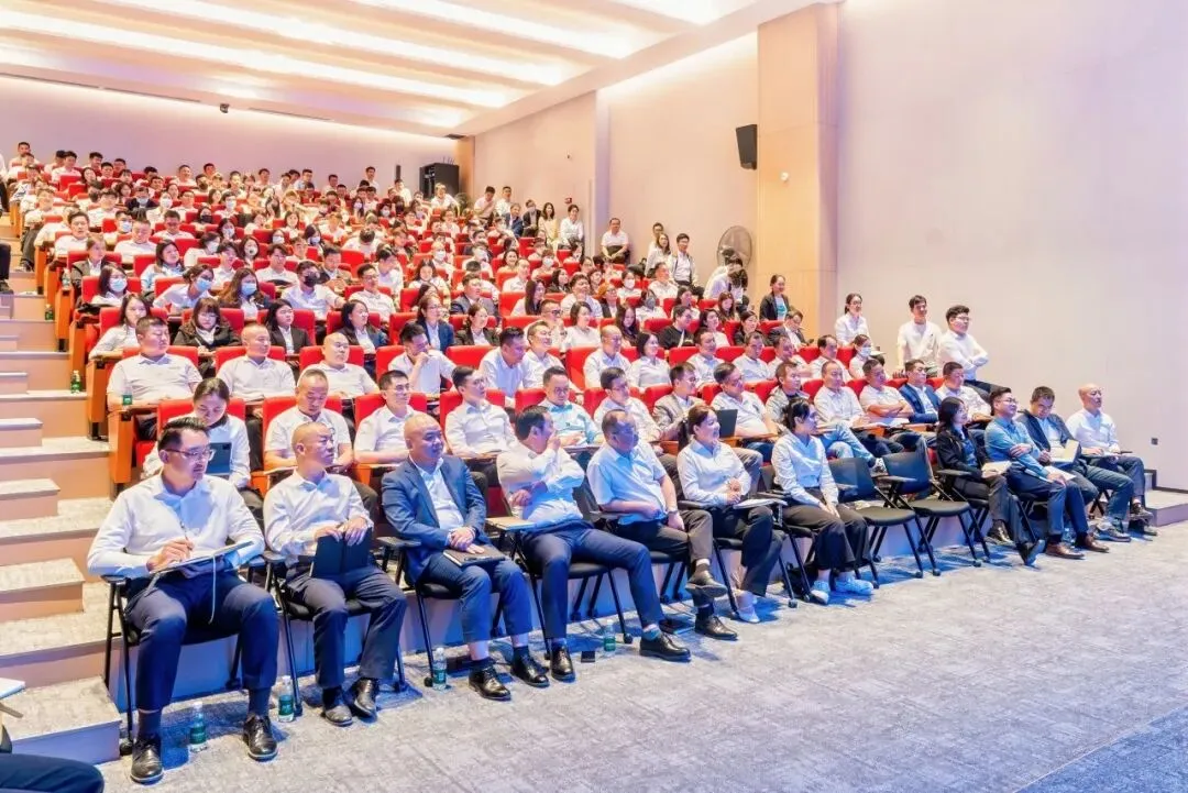 华盛家具集团2026年3月营销动员大会圆满召开