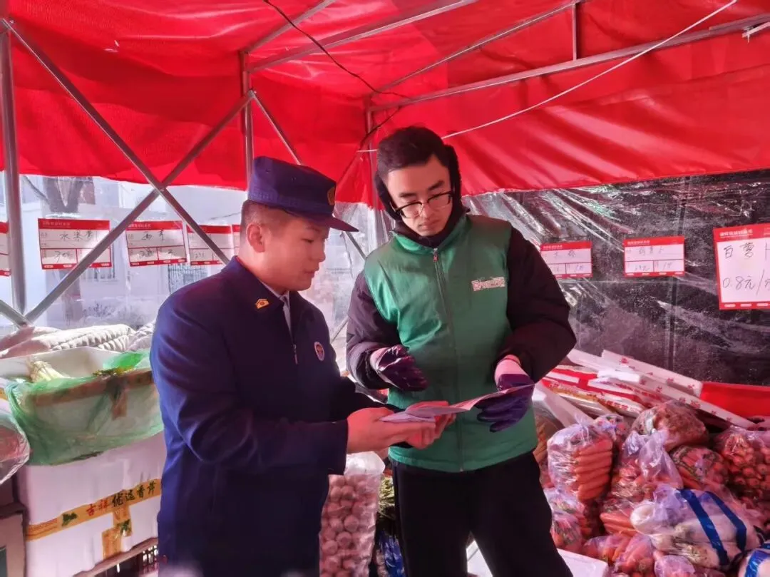 知识装进菜篮子!农贸市场烟火气,莫变危险“焰火气”