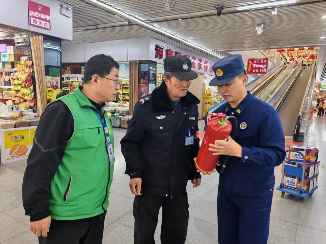 知识装进菜篮子!农贸市场烟火气,莫变危险“焰火气”