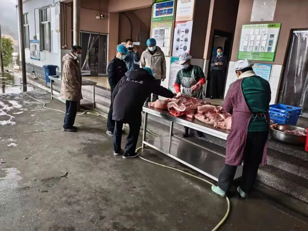 界头市场监管所开展春季学校食堂安全专项检查