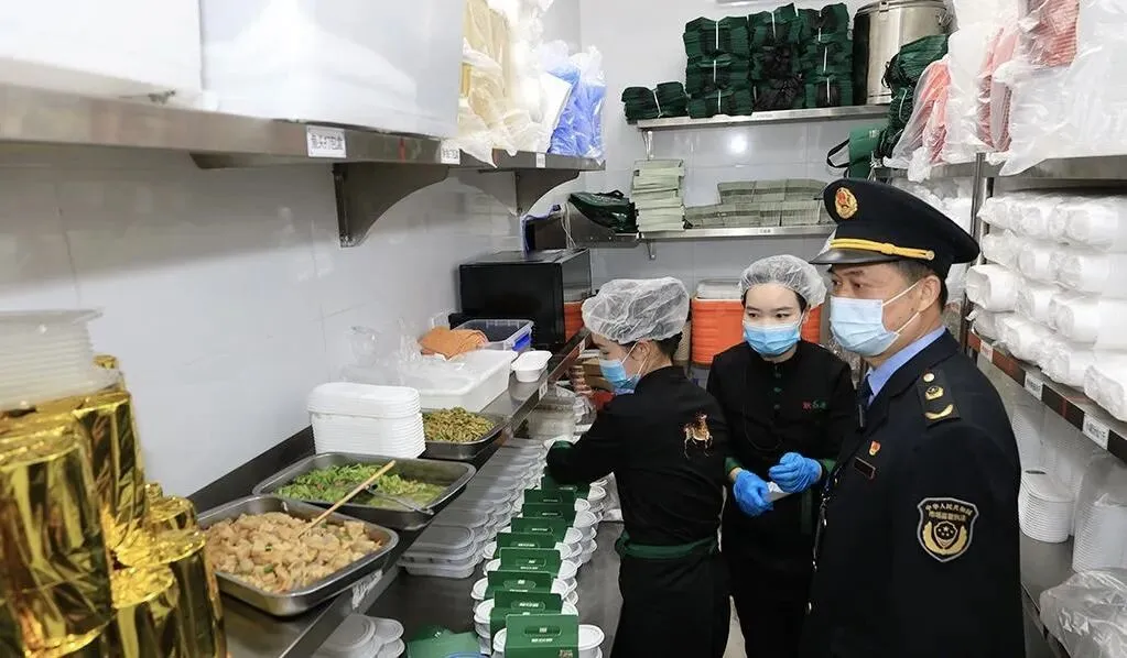 “三位一体”护航3·15 灵芝市场所守护消费者权益