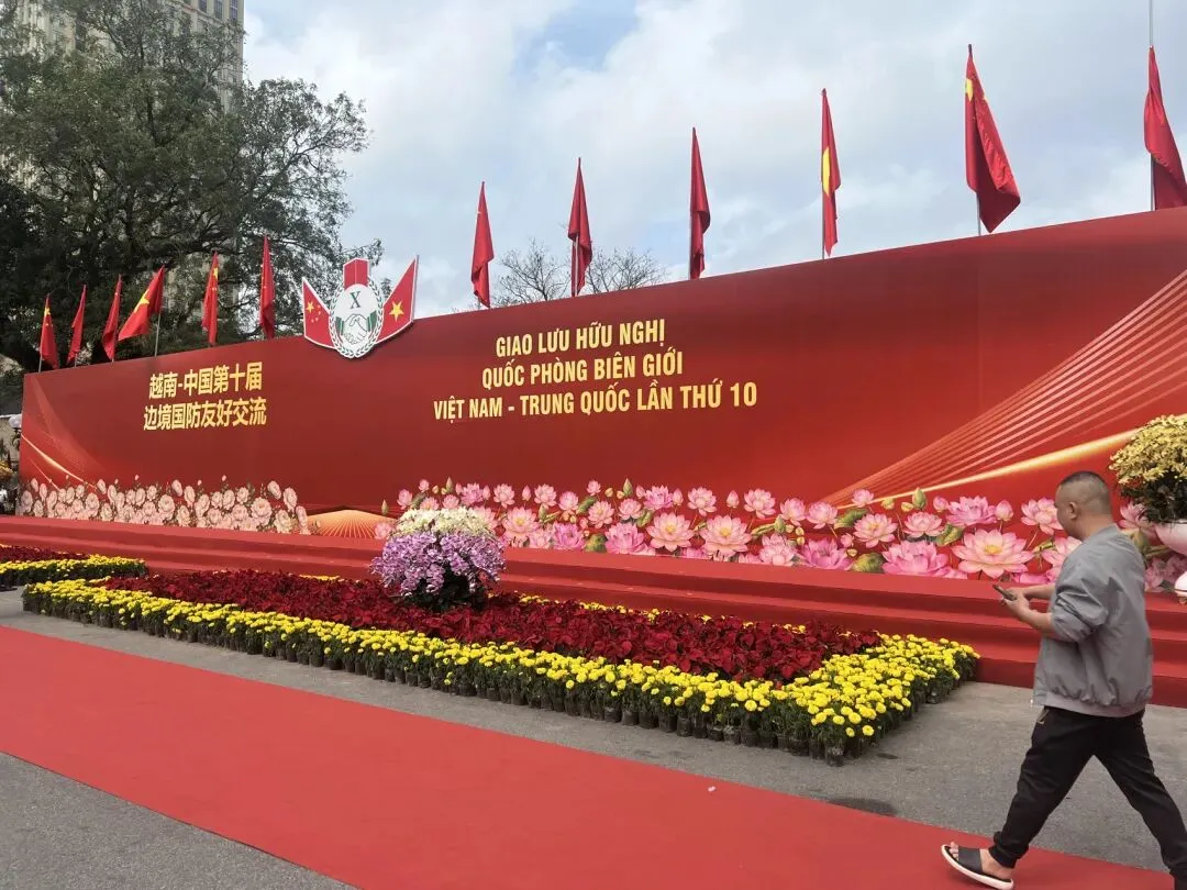 越南淘金Day15:在市场角落蛰伏半个月,我靠这一单找回底气