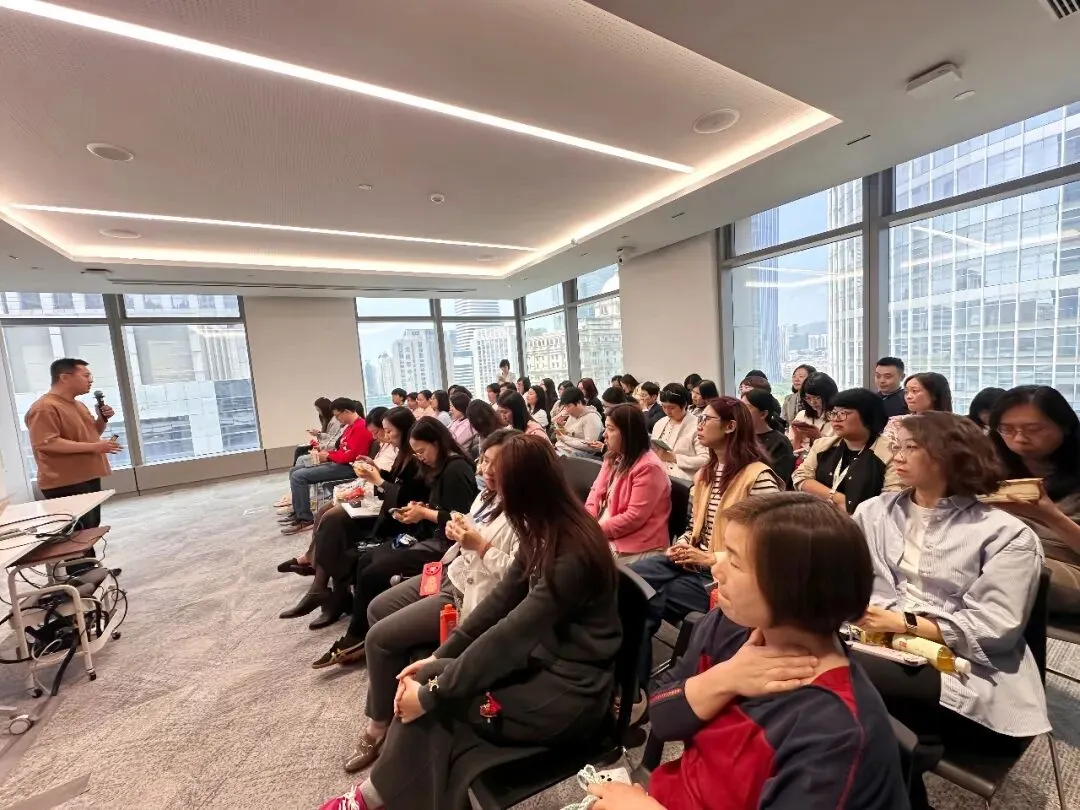 宝洁(中国)营销有限公司*孙瑞雪教育机构携手关爱员工,共促家庭教育成长系列讲座之八