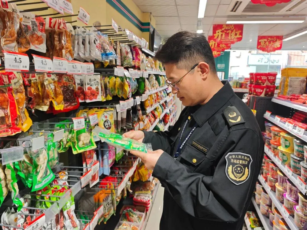 惠农区市场监督管理局迅速开展“3·15”晚会曝光鸡爪产品专项排查整治行动