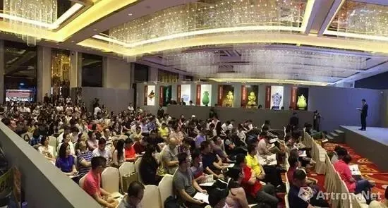 一场资本与文明的合谋:艺术品市场正在悄悄改写财富游戏的底层逻辑