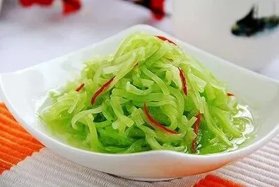 老友相聚,走进海鲜大市场荣宝居