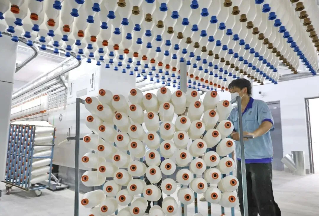 30万吨进口配额落地,美棉应声大涨!市场竞争加剧,2026棉纺企业怎么破?