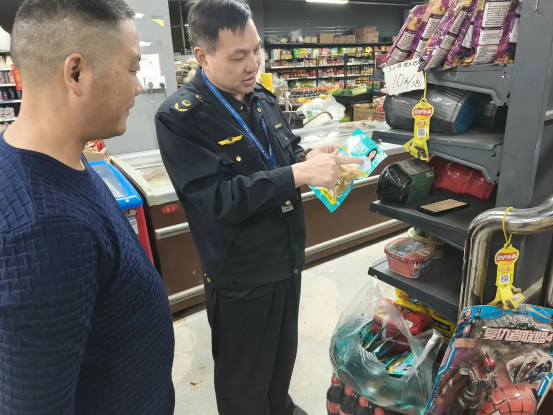 德保县市场监管局迅即行动全面开展3·15晚会曝光问题专项排查整治