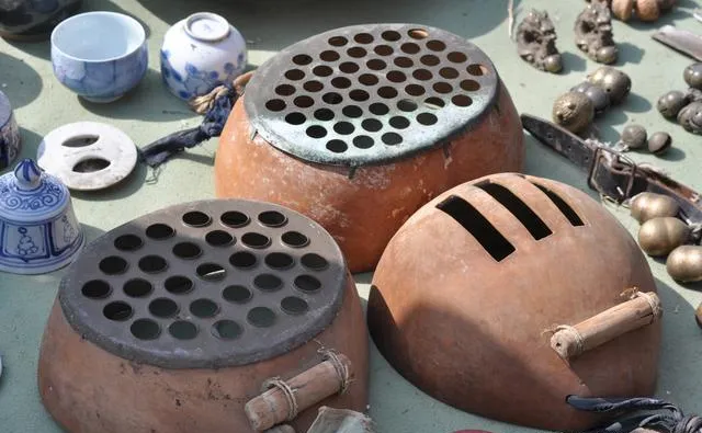 古玩市场的七样稀罕老物件,奶奶辈的回忆,看都有啥