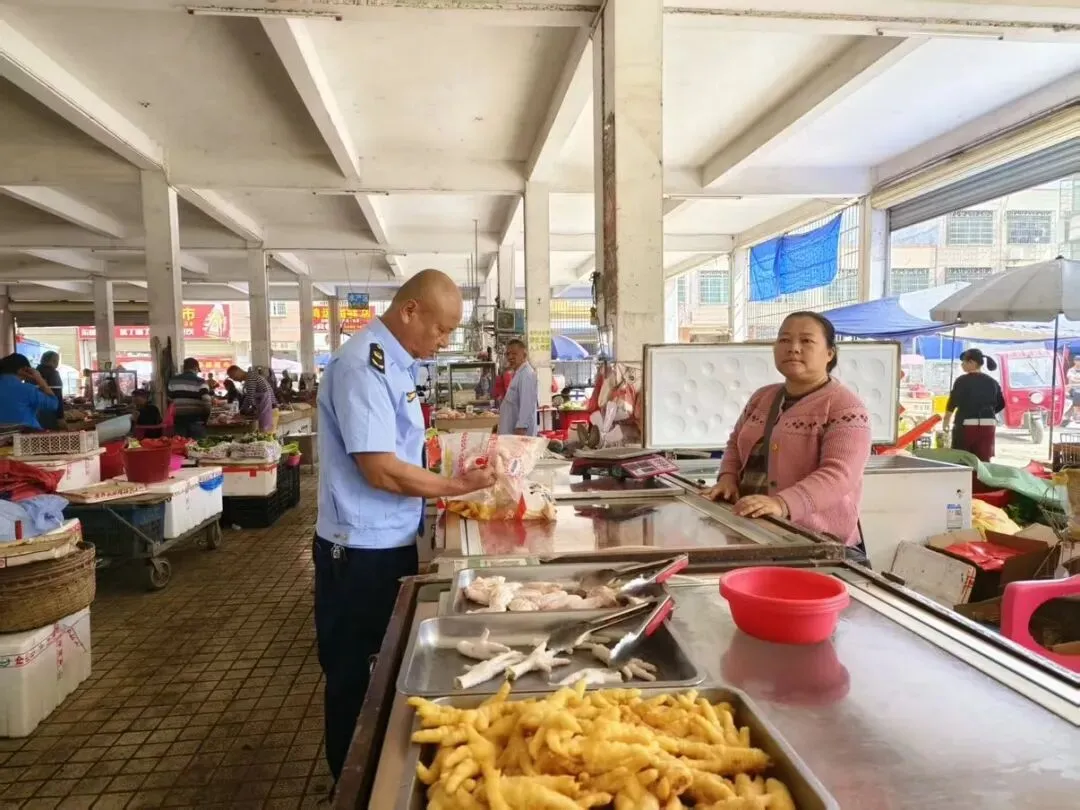 定安县市场监督管理局开展央视 “3・15” 晚会曝光问题专项排查整治